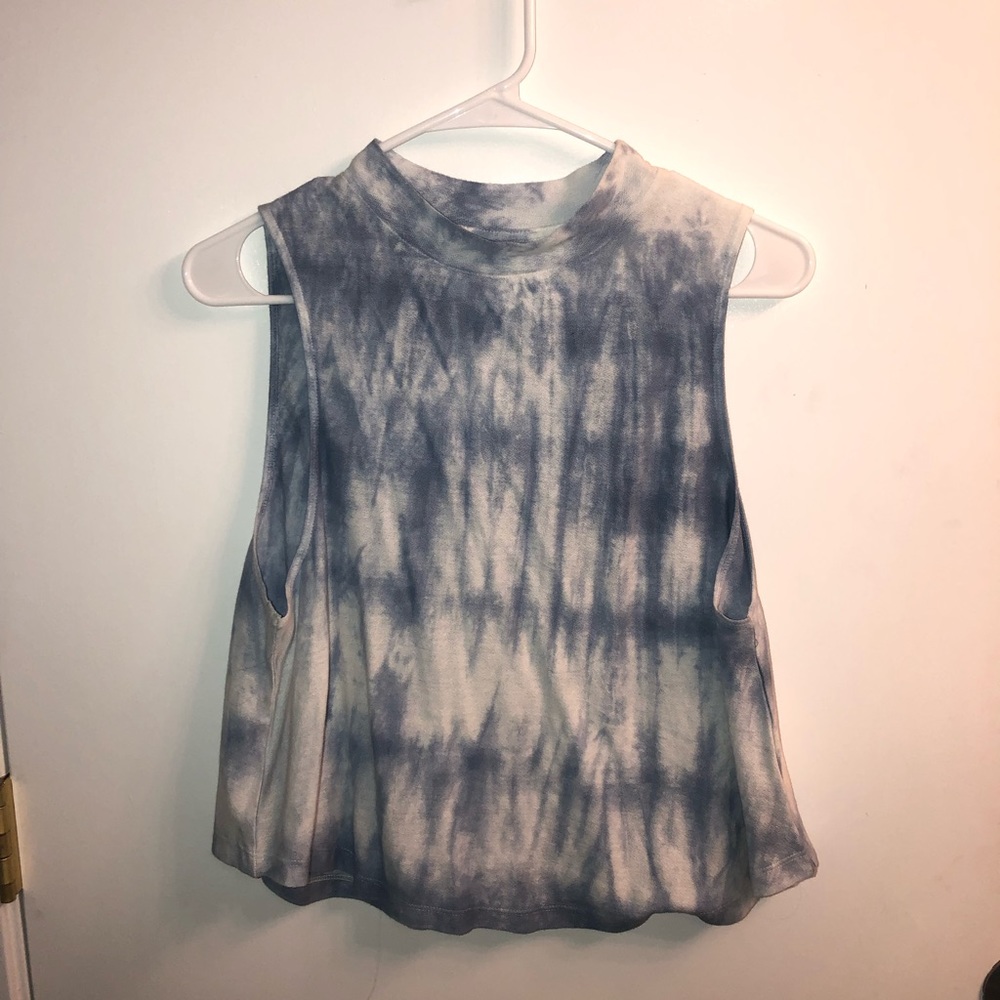 Billabong tank top!!